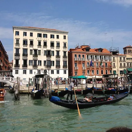 Residenza Dondel Daire Venedik