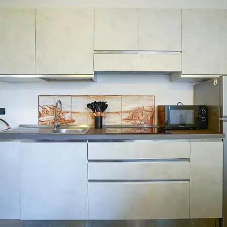 Residenza Dondel 아파트 *